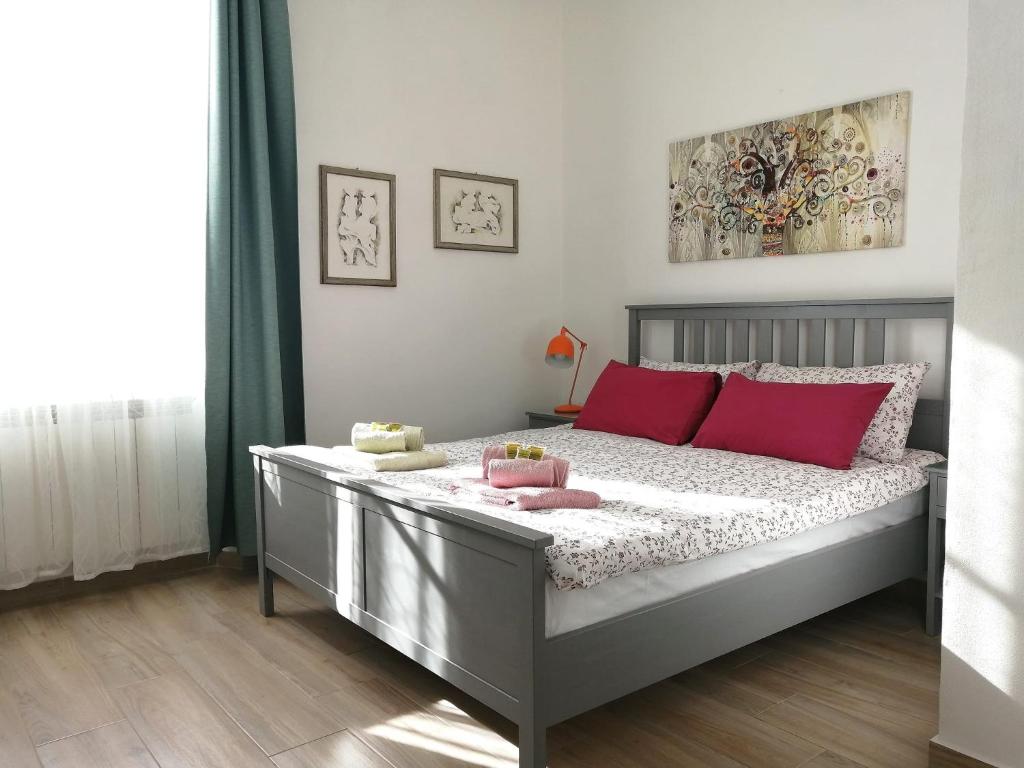 Casa Sansevera Lucca – Lucca